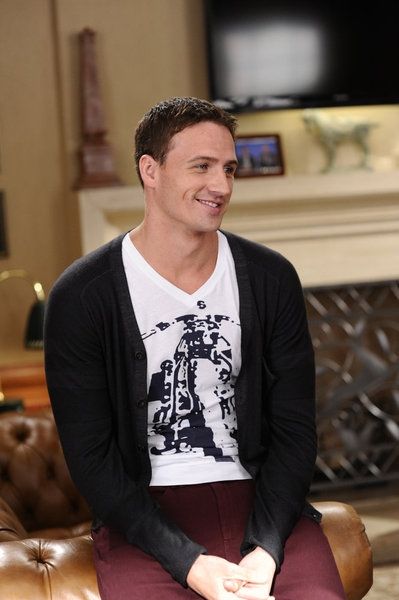 Photo Flash: Preview of 30 ROCK's Upcoming Episode, 'Stride of Pride,' Airs 10/18  Image