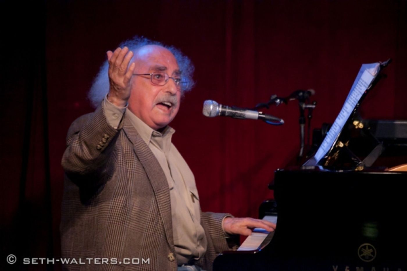 Photo Flash: Robert Cuccioli Debuts THE LOOK OF LOVE at Broadway at Birdland  Image