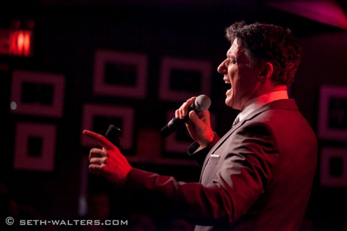 Photo Flash: Robert Cuccioli Debuts THE LOOK OF LOVE at Broadway at Birdland  Image