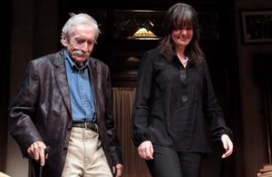 Edward Albee
Date Of Birth:
March 12, 1928 (84)
Birth Place:
Washington, DC, USA
Gender:
Male @ BroadwayWorld Edward Albee
Date Of Birth:
March 12, 1928 (84)
Birth Place:
Washington, DC, US Photo