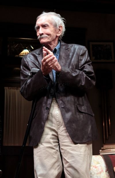 Edward Albee

Date Of Birth:
March 12, 1928 (84)
Birth Place:
Washington, DC, US Photo