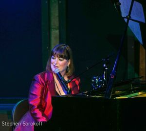 Ann Hampton Callaway
@ BroadwayWorld Ann Hampton Callaway
Photo