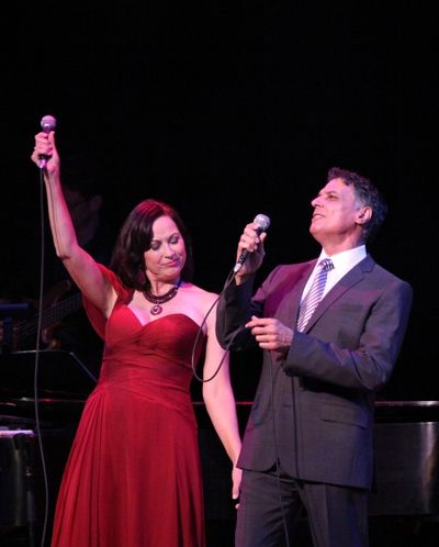 Robert Cuccioli and Linda Eder Photo