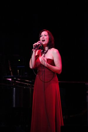 Linda Eder @ BroadwayWorld Linda Eder Photo