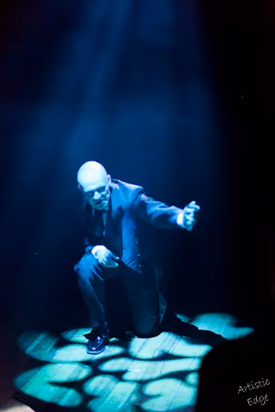 DRACULA
 Photo