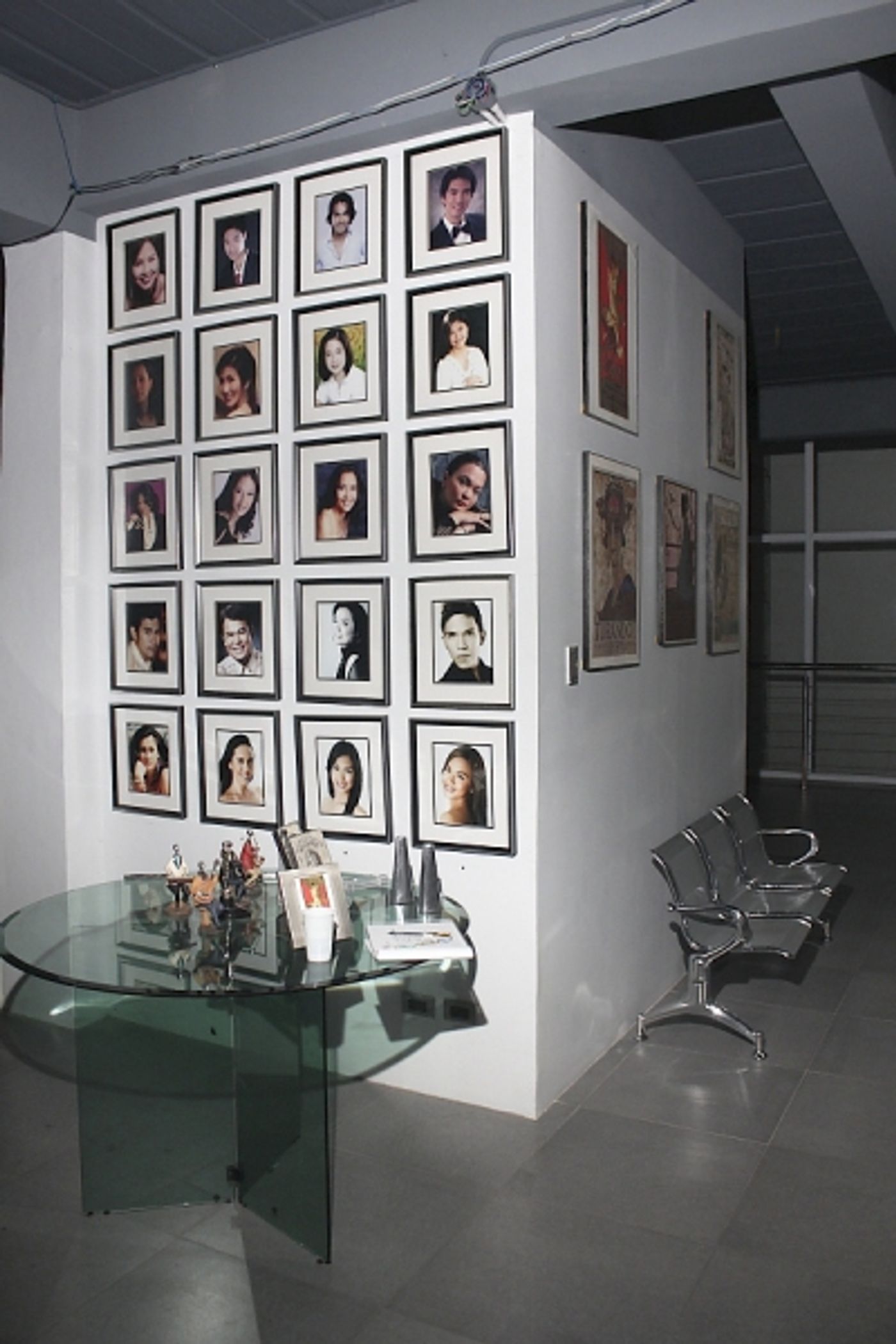 Photo Exclusive: ANG BAGONG HARANA Opens Tonight, 10/19  Image