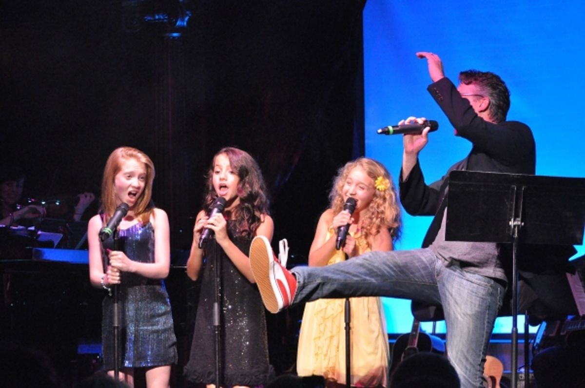 Jeremy Kushiner with-Lauren Weintraub, Isabela Moner and Tanner Tompkins at 