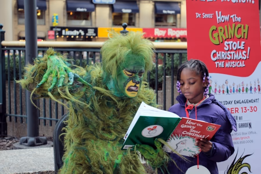Photo Coverage: The Grinch Takes Over Madison Square Garden for Garden of Dreams Image