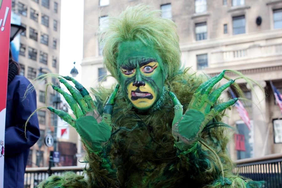 Photo Coverage: The Grinch Takes Over Madison Square Garden for Garden of Dreams Image