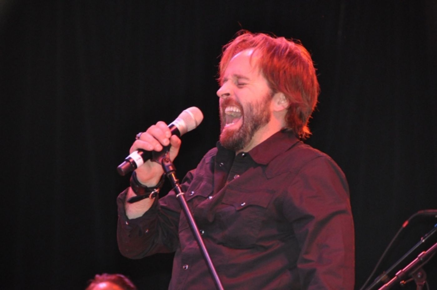 Photo Coverage: Alfie Boe Plays NYC's Town Hall!  Image