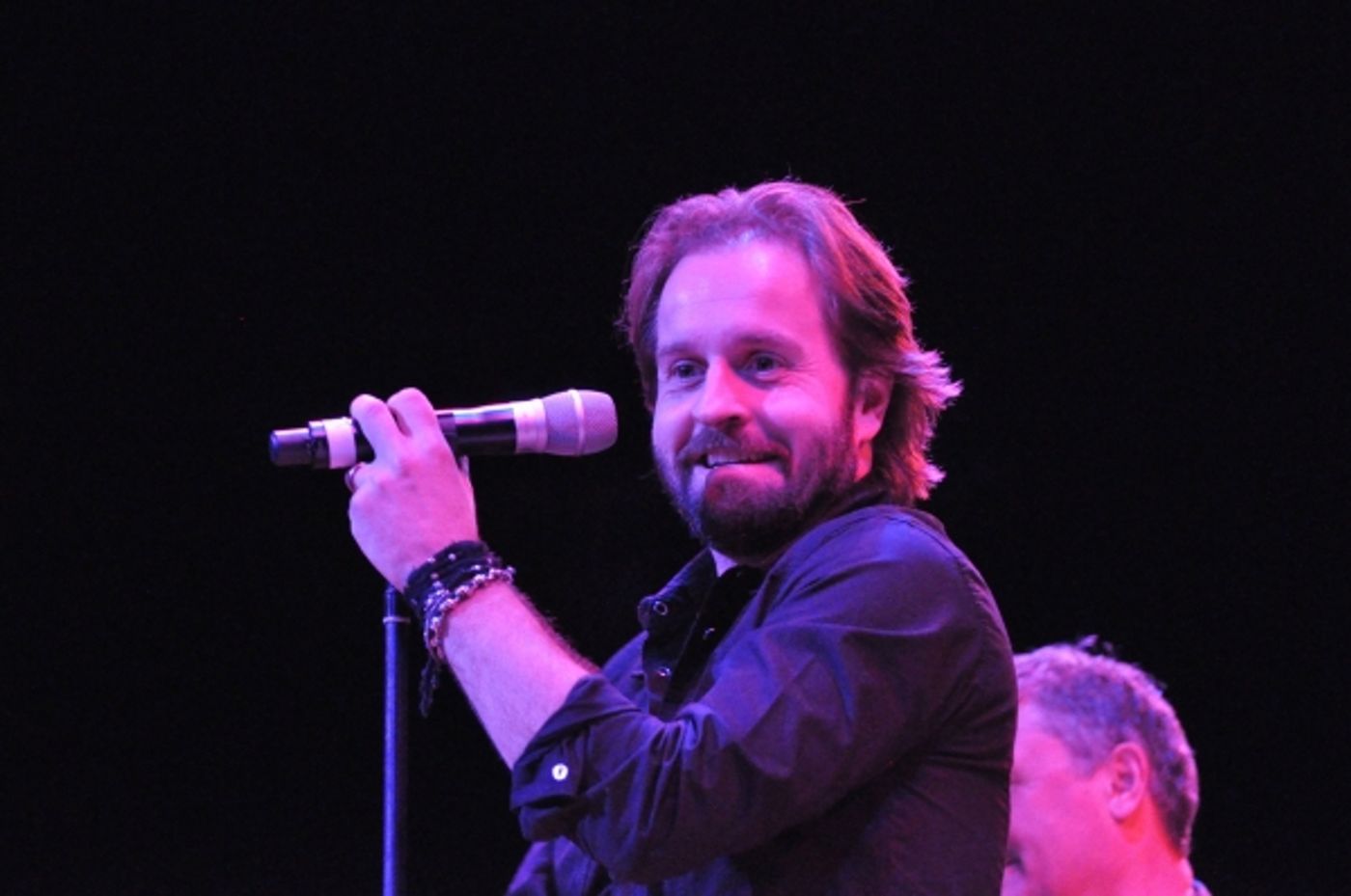 Photo Coverage: Alfie Boe Plays NYC's Town Hall!  Image