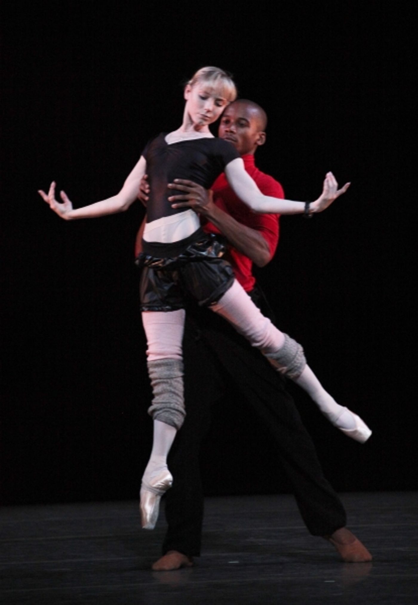 Photo Coverage: Royal Ballet's Sarah Lamb & Erik Underwood Perform LIMEN PAS DE DEUX Photo Coverage: Royal Ballet's Sarah Lamb & Erik Underwood Perform LIMEN PAS DE DEUX Image