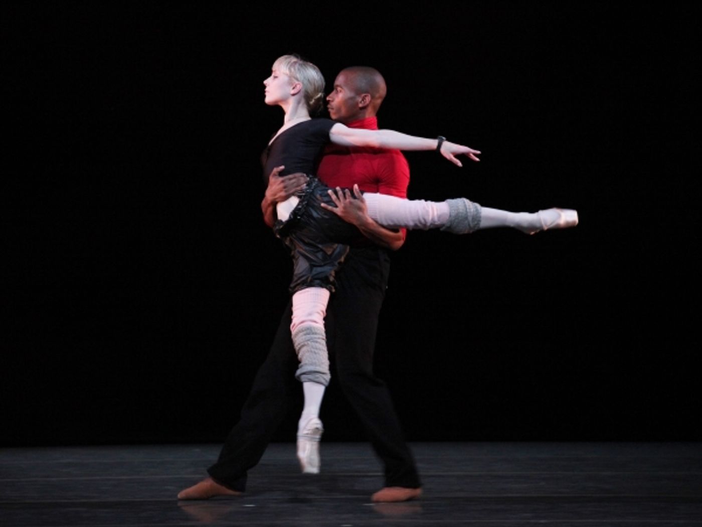 Photo Coverage: Royal Ballet's Sarah Lamb & Erik Underwood Perform LIMEN PAS DE DEUX Photo Coverage: Royal Ballet's Sarah Lamb & Erik Underwood Perform LIMEN PAS DE DEUX Image