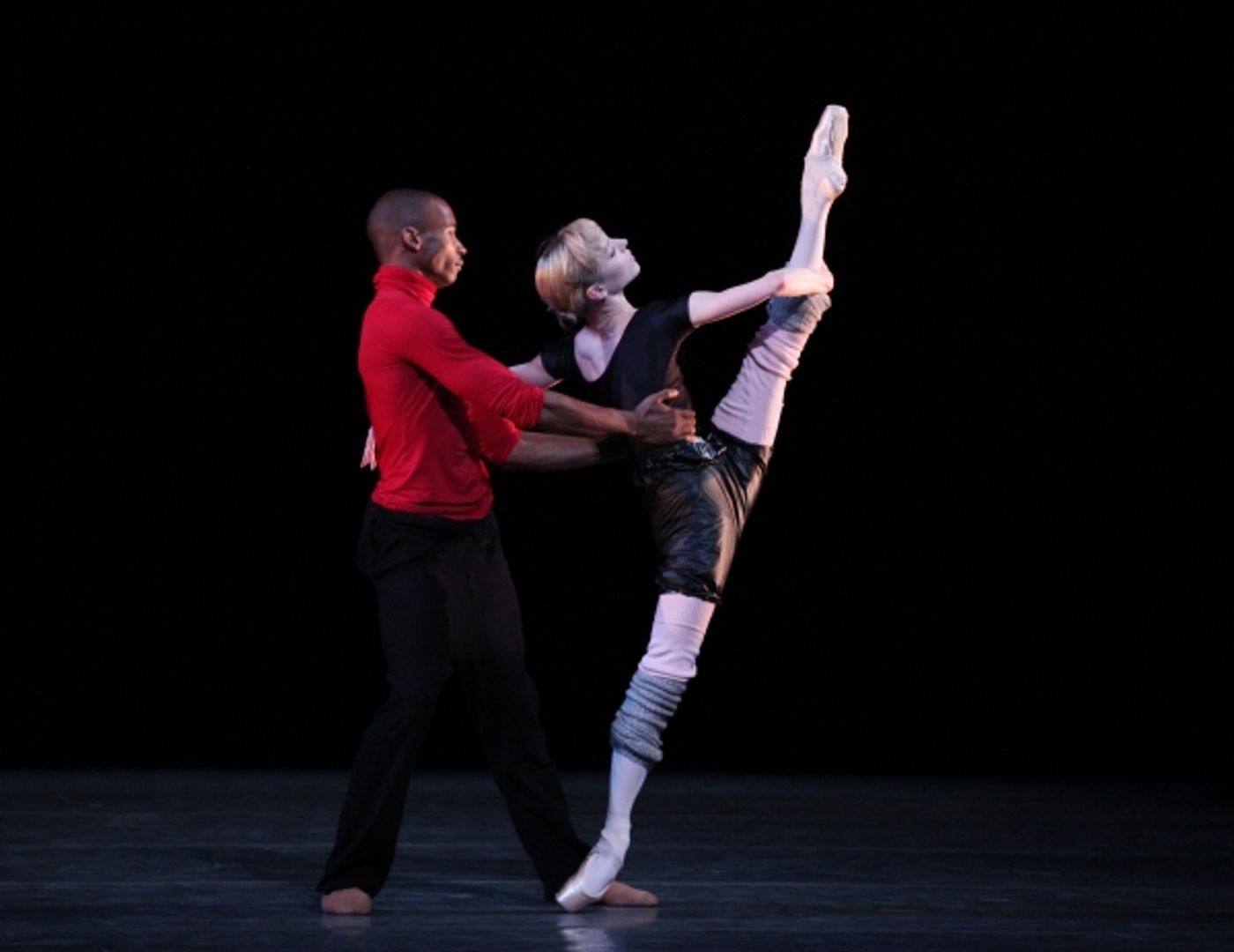 Photo Coverage: Royal Ballet's Sarah Lamb & Erik Underwood Perform LIMEN PAS DE DEUX Photo Coverage: Royal Ballet's Sarah Lamb & Erik Underwood Perform LIMEN PAS DE DEUX Image