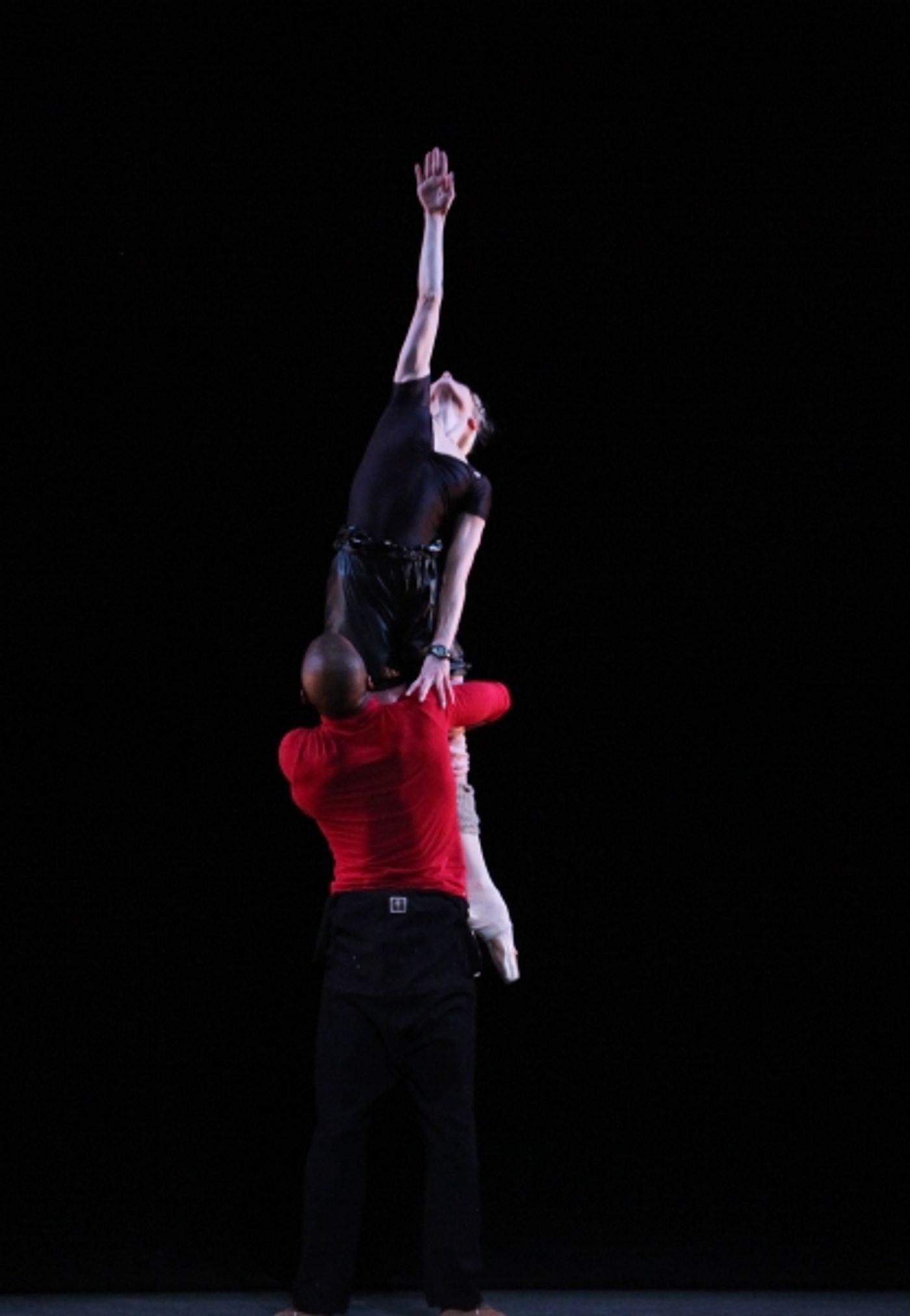 Photo Coverage: Royal Ballet's Sarah Lamb & Erik Underwood Perform LIMEN PAS DE DEUX Photo Coverage: Royal Ballet's Sarah Lamb & Erik Underwood Perform LIMEN PAS DE DEUX Image