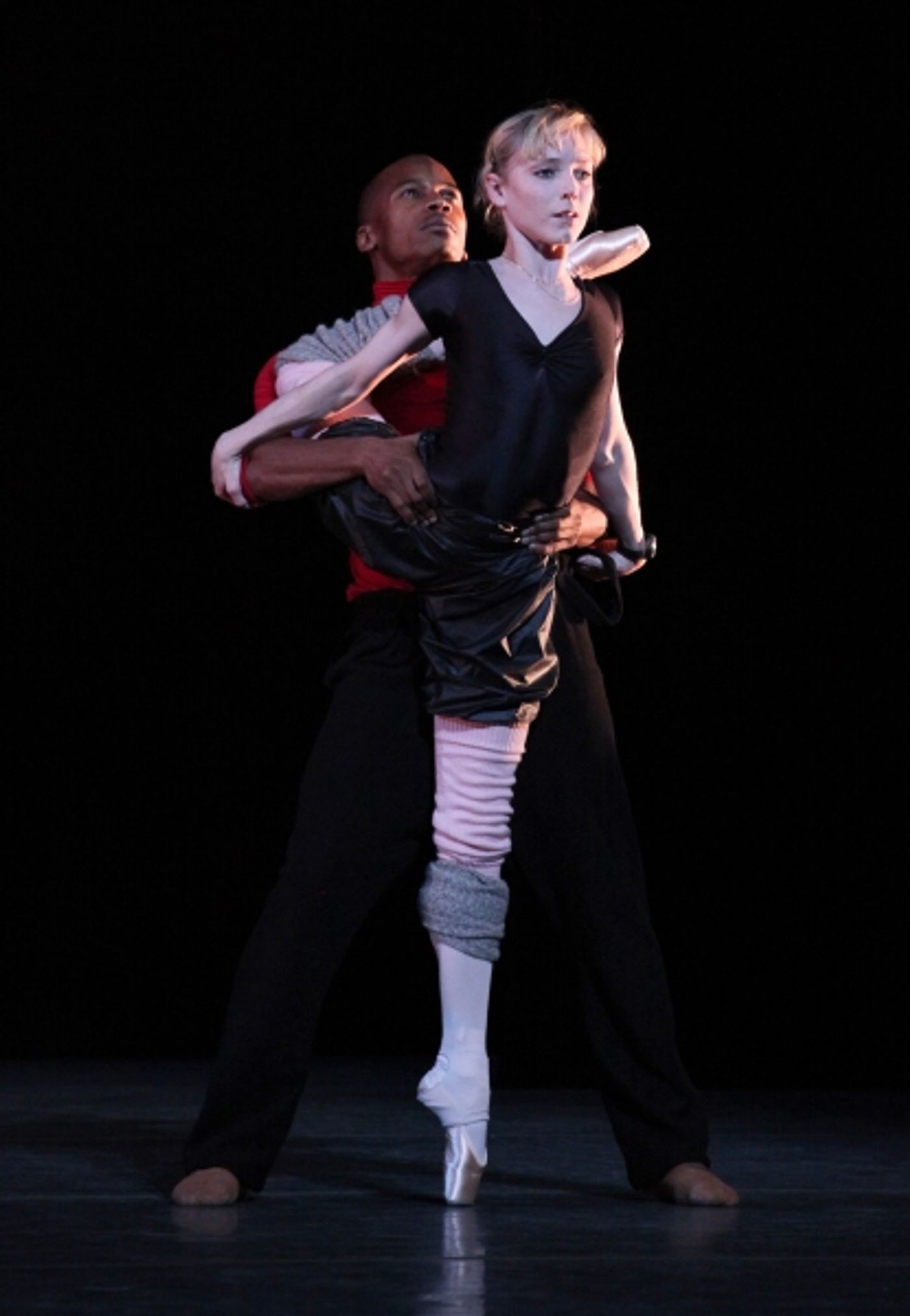 Photo Coverage: Royal Ballet's Sarah Lamb & Erik Underwood Perform LIMEN PAS DE DEUX Photo Coverage: Royal Ballet's Sarah Lamb & Erik Underwood Perform LIMEN PAS DE DEUX Image