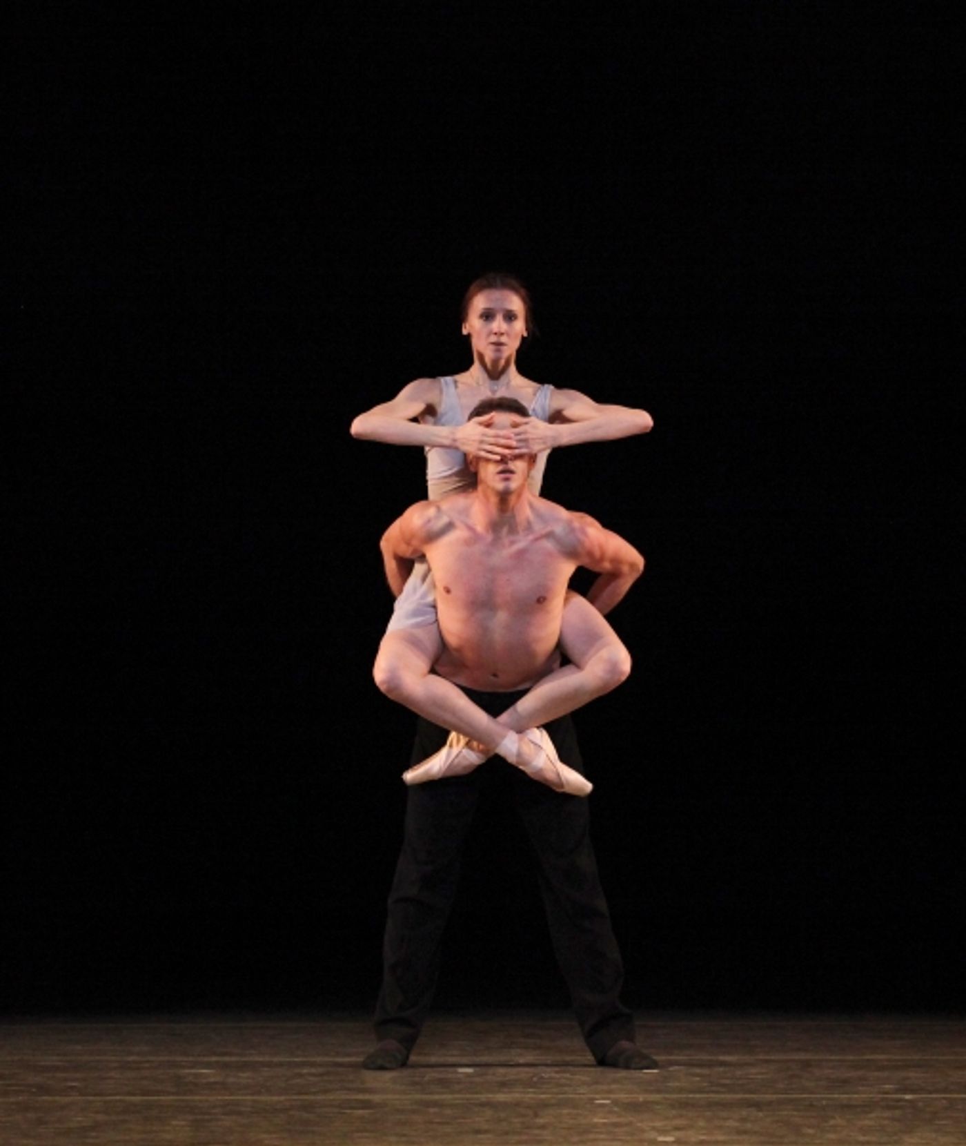 Photo Coverage: Bolshoi Ballet's Svetlana Zakharova & Andrei Merkuriev Perform 'Distant Cries' Photo Coverage: Bolshoi Ballet's Svetlana Zakharova & Andrei Merkuriev Perform 'Distant Cries' Image