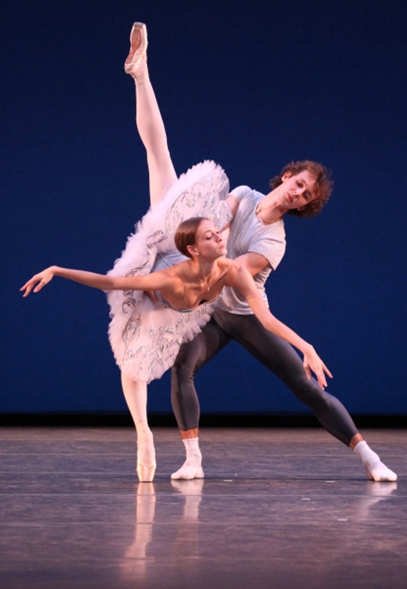 Photo Coverage: Bolshoi Ballet's Olga Smirnova & Semyon Chudin Perform 'Grand Pas Classique'  Image