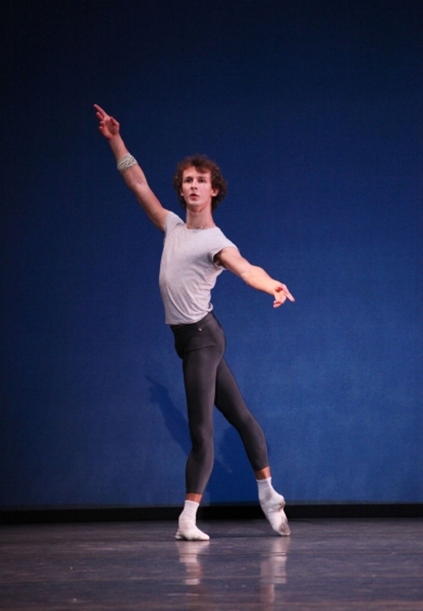 Photo Coverage: Bolshoi Ballet's Olga Smirnova & Semyon Chudin Perform 'Grand Pas Classique'  Image