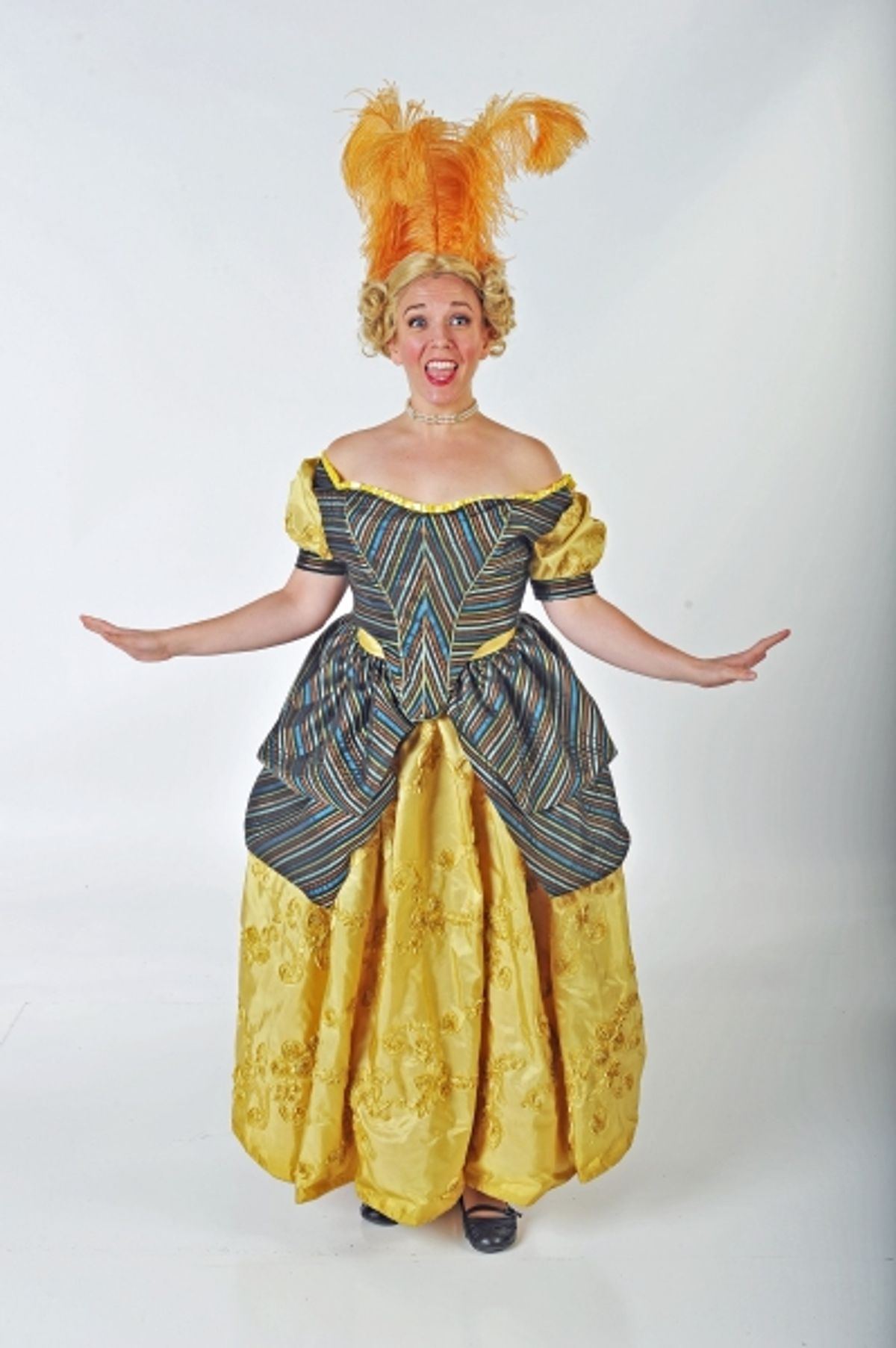 Jennylind Paris (Stepsister Grace) at 