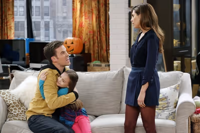 Zach Cregger, Jamie-Lynn Sigler Photo