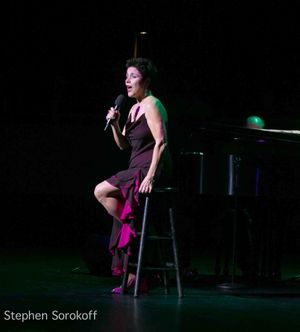 Christine Andreas Photo