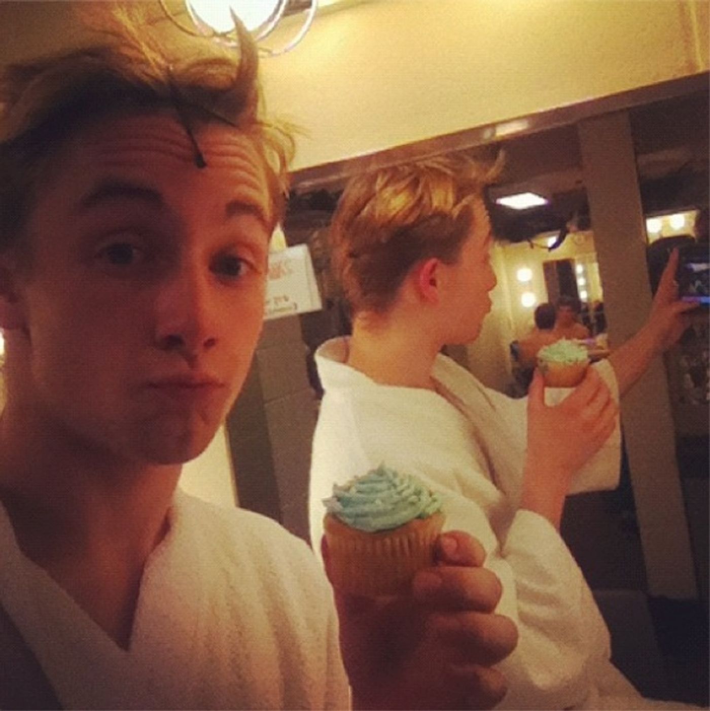 Photo Flash: Saturday Intermission Pics, Oct 20 - Part 2 - EVITA 'SkeleTONES', BOOK OF MORMON Playdates & More!  Image