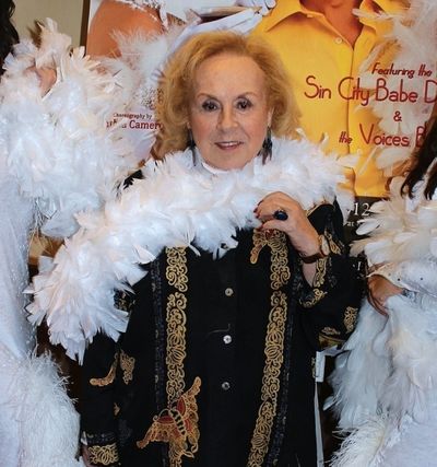 Doris Roberts Photo