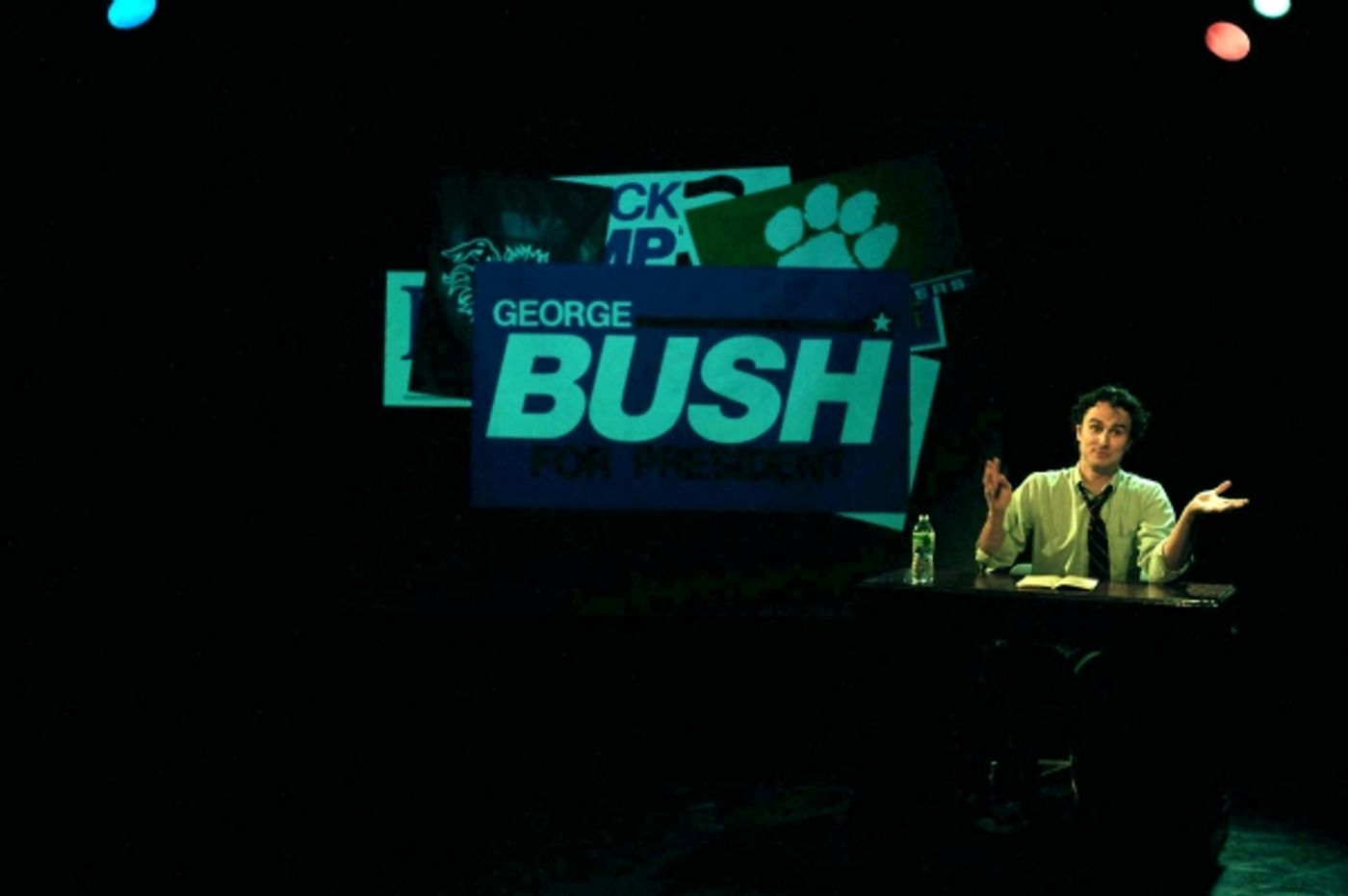 Photo Flash: First Look at David Lee Nelson in THE ELEPHANT IN MY CLOSET at Kraine Theatre  Image