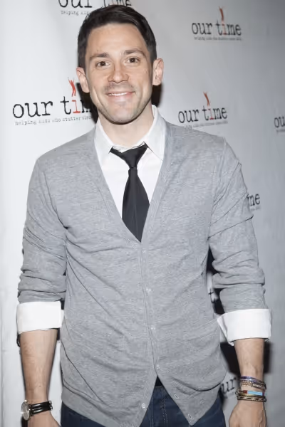 Steve Kazee
 Photo
