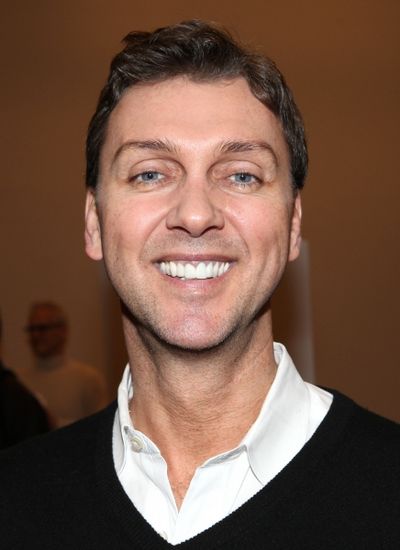 Warren Carlyle Photo