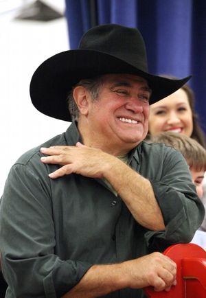 Dan Lauria Photo