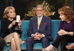 BARBARA WALTERS, TONY BENNETT, JOY BEHAR    Photo
