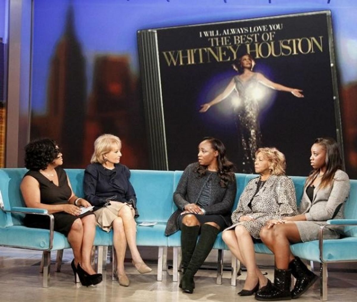 SHERRI SHEPHERD, BARBARA WALTERS, PAT HOUSTON, CISSY HOUSTON, RAYAH HOUSTON    at 