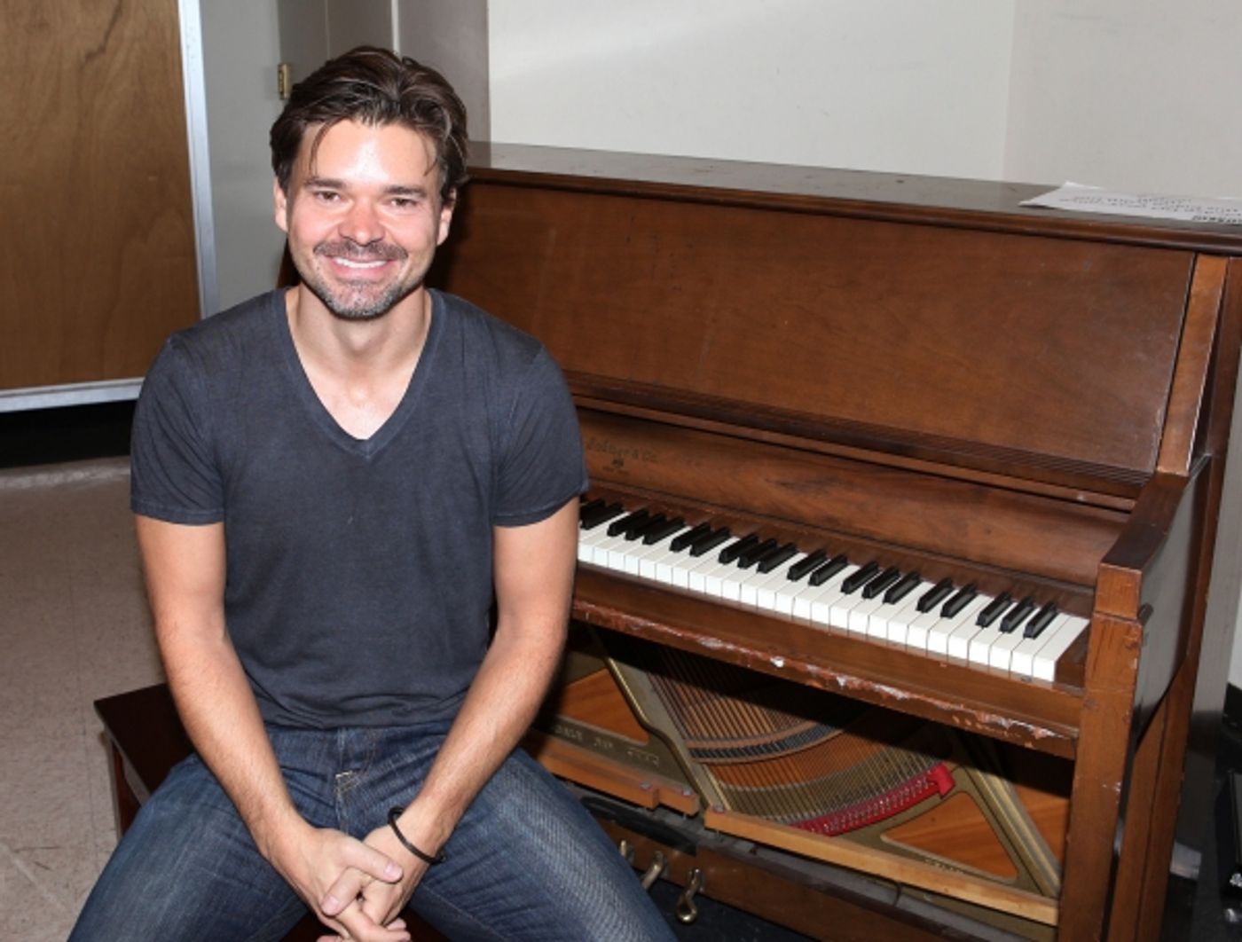 Photo Coverage: In Rehearsal for Inner Voices' BORROWED DUST  Image