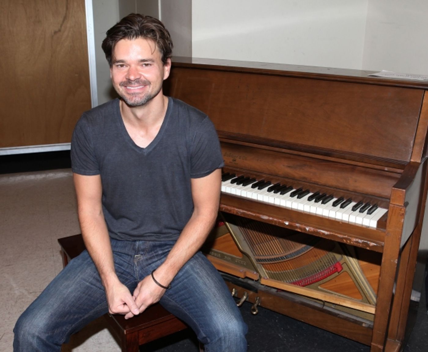 Photo Coverage: In Rehearsal for Inner Voices' BORROWED DUST  Image