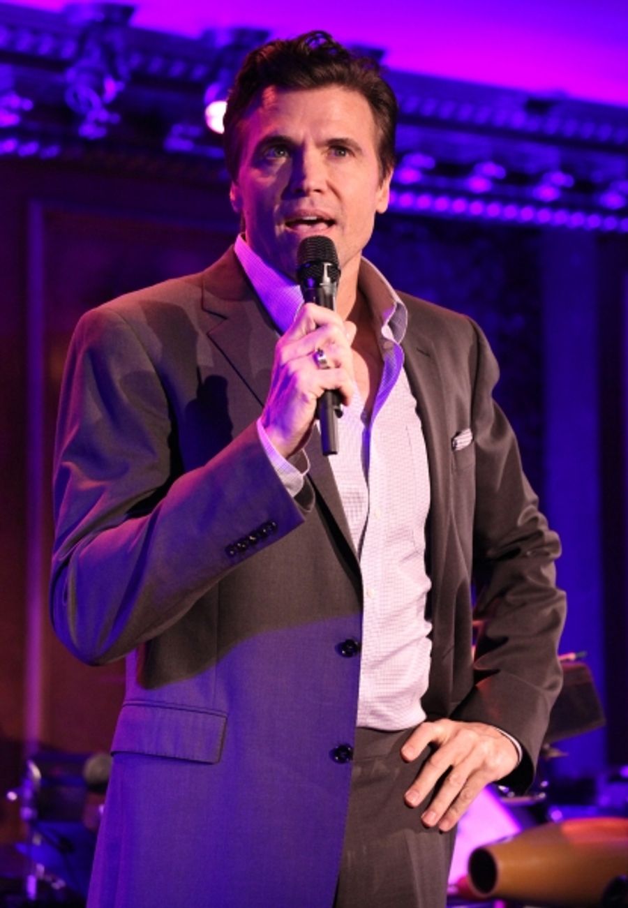 Photo Coverage: Brent Barrett Previews 54 Below Show Image