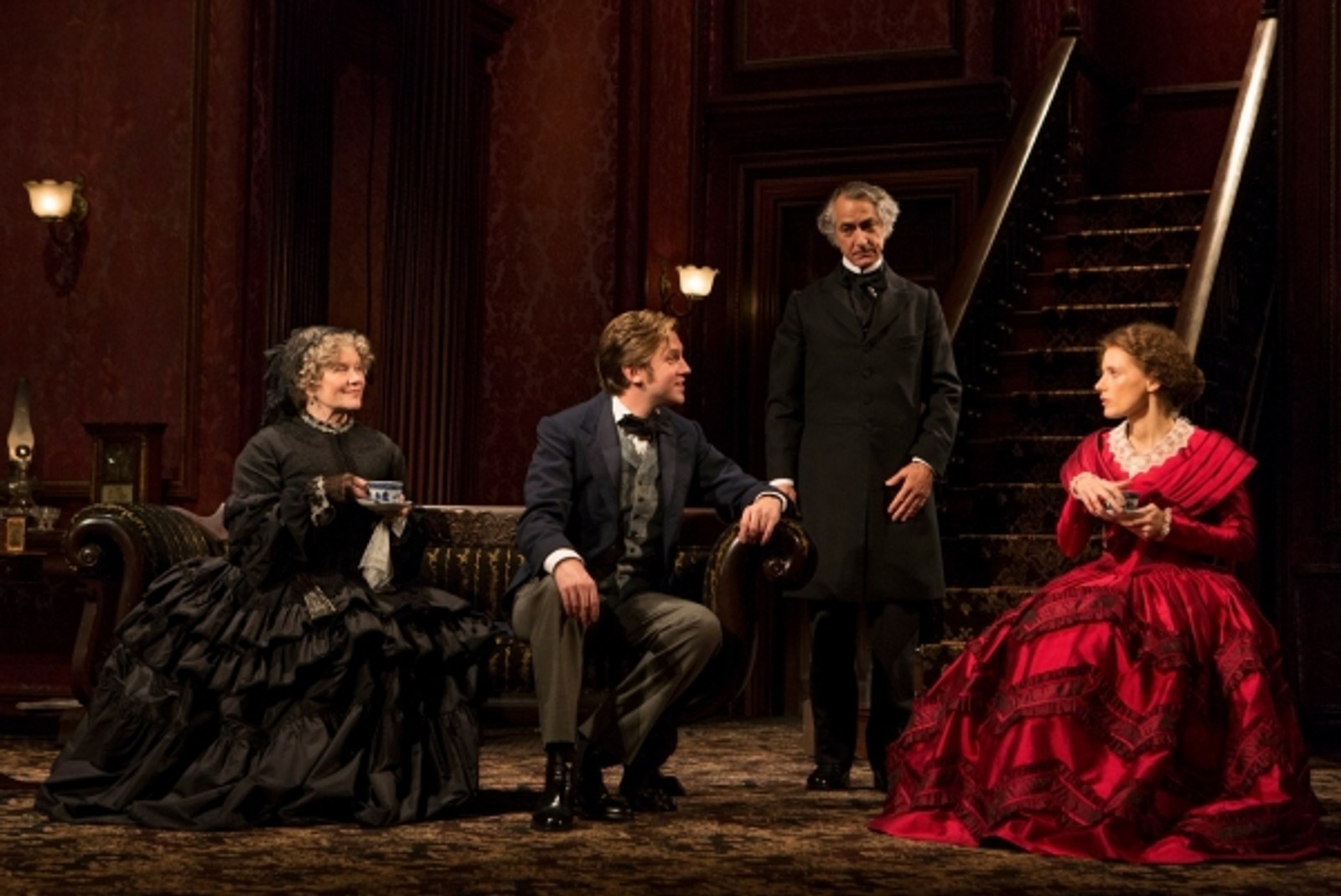 Crawley's On Stage: Stars Who Made Their Way from Downton to Broadway! Image