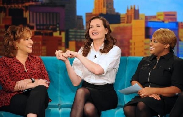 JOY BEHAR, GEENA DAVIS, SHERRI SHEPHERD    Photo