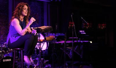 Melissa Errico  Photo