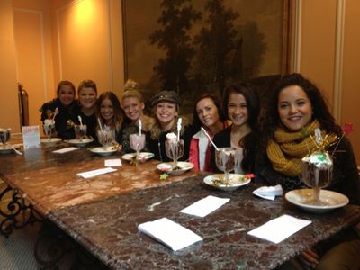 Danielle Carlacci, Ryann Redmond (Bridget), Elle McLemore (Eva), Brooklyn Freitag, Co Photo