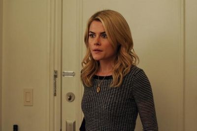 RACHAEL TAYLOR    Photo