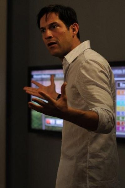 Photo Flash: First Look at 666 PARK AVENUE's Episode Set to Air 11/4  Image