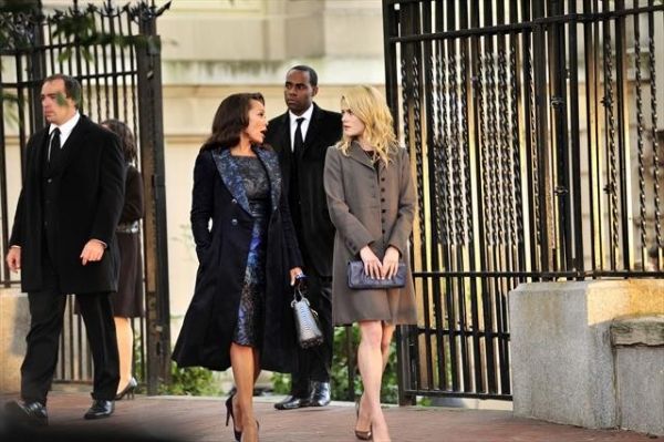 VANESSA WILLIAMS, RACHAEL TAYLOR    Photo