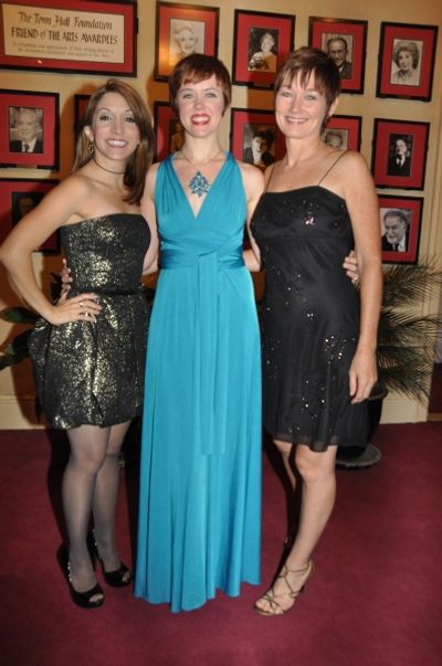 Christina Bianco, Carole J. Bufford and Lari White Photo