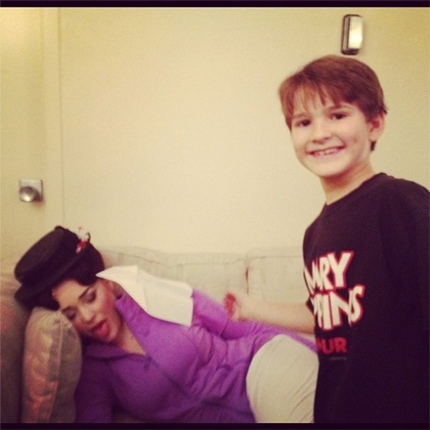 Photo Flash: Saturday Intermission Pics, Oct 27 - EVITA Reveals SIP Contest Winner, ONCE's Theatre Dog and More! Photo Flash: Saturday Intermission Pics, Oct 27 - EVITA Reveals SIP Contest Winner, ONCE's Theatre Dog and More! Image