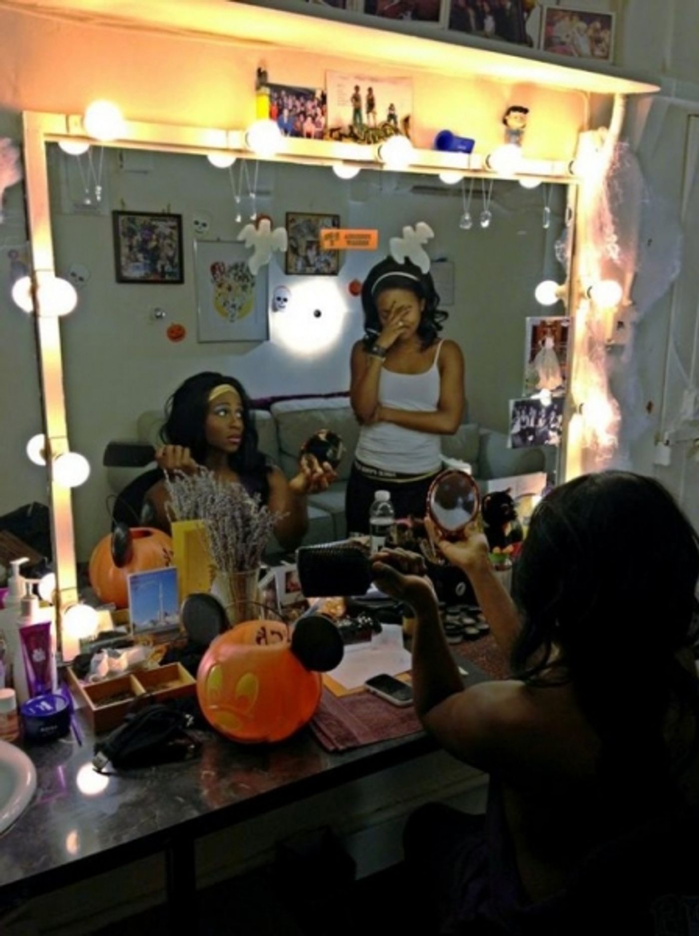 Photo Flash: Saturday Intermission Pics, Oct 27 - EVITA Reveals SIP Contest Winner, ONCE's Theatre Dog and More! Photo Flash: Saturday Intermission Pics, Oct 27 - EVITA Reveals SIP Contest Winner, ONCE's Theatre Dog and More! Image