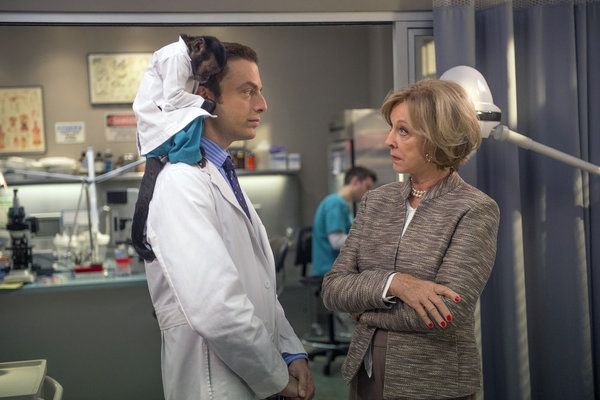 Photo Flash: ANIMAL PRACTICE's 'Wingmen,' to Air 10/31  Image