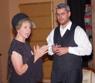 Anne Hull as "Mame" and Jason Farrell as "Lindsey" Photo