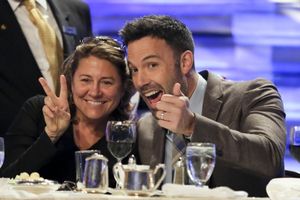 From left, Lora Kennedy, Hoyt Bowers Award winner and Ben Affleck, Career Achievement Photo